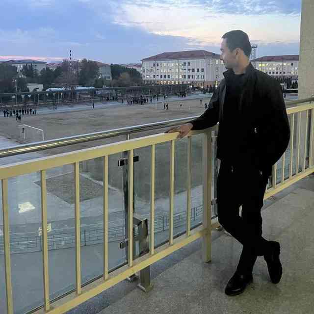 Bobur Allayorov
